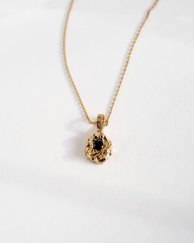 Colar Dourado 24K | Catarina Catarino Jewelry: Anéis, Rings, Brincos, Earrings, Colares, Necklaces, Pulseiras, Bracelets, Tiny Rings, Egyptian Earrings | Jóias Portuguesas feitas à mão | Jewelry Handmade in Portugal